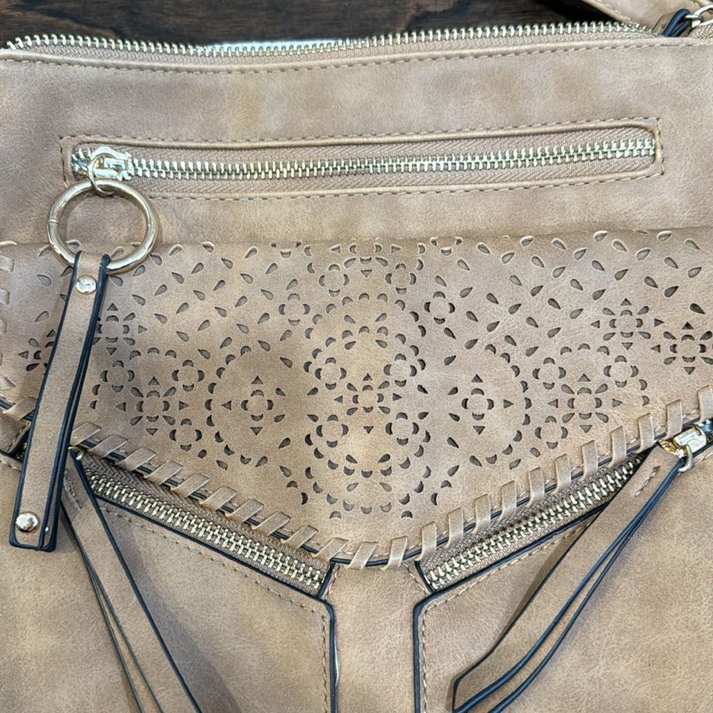 Maurice’s crossbody bag - Picture 2 of 3